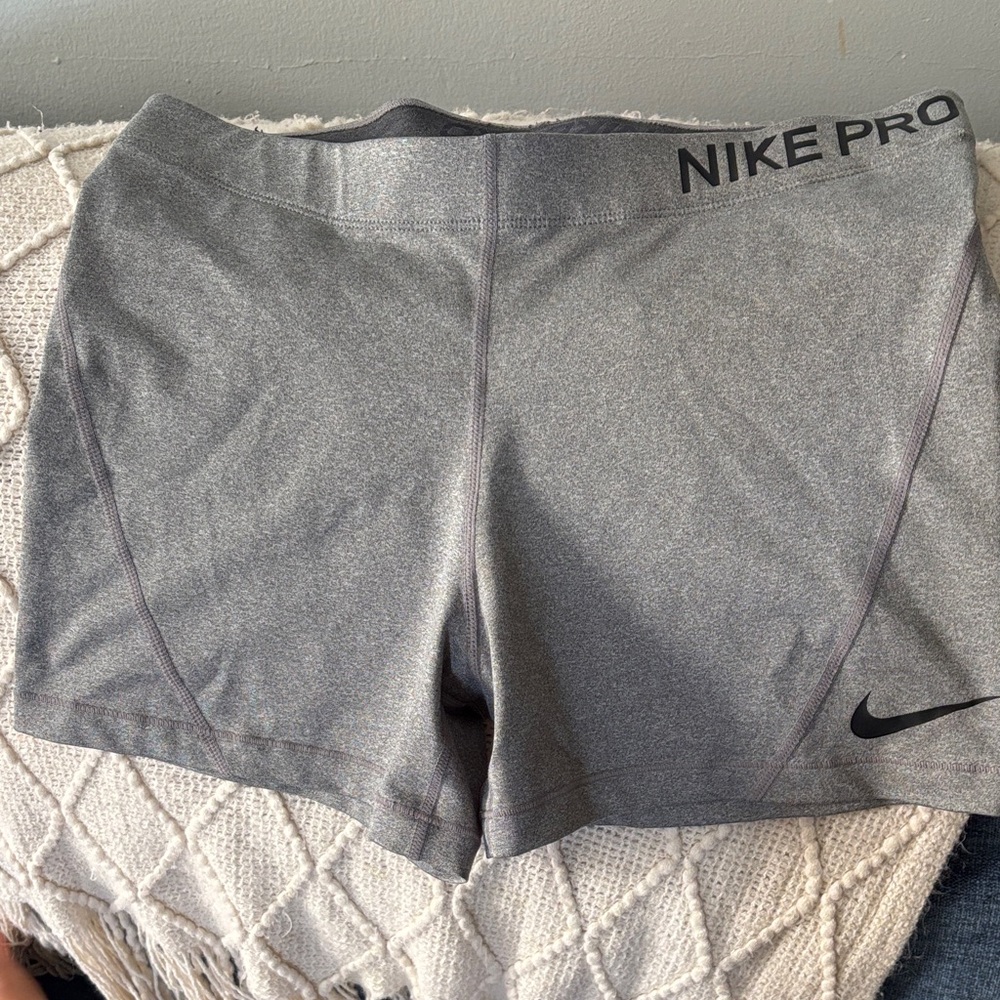 Nike Pro Heather Gray Women's Bike Shorts